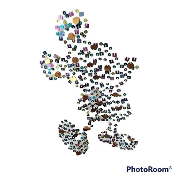 Disneyland Resort Top with Mickey Mouse made out of Sequins. Size XL. - Picture 6 of 8